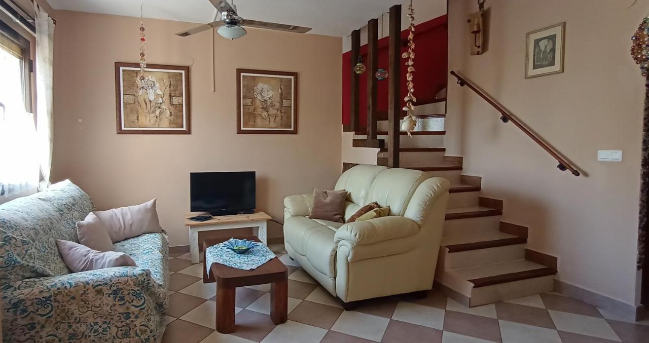 Bungalow Con Encanto, 100M2, A 800 M De La Playa 엘 캄펠로 외부 사진